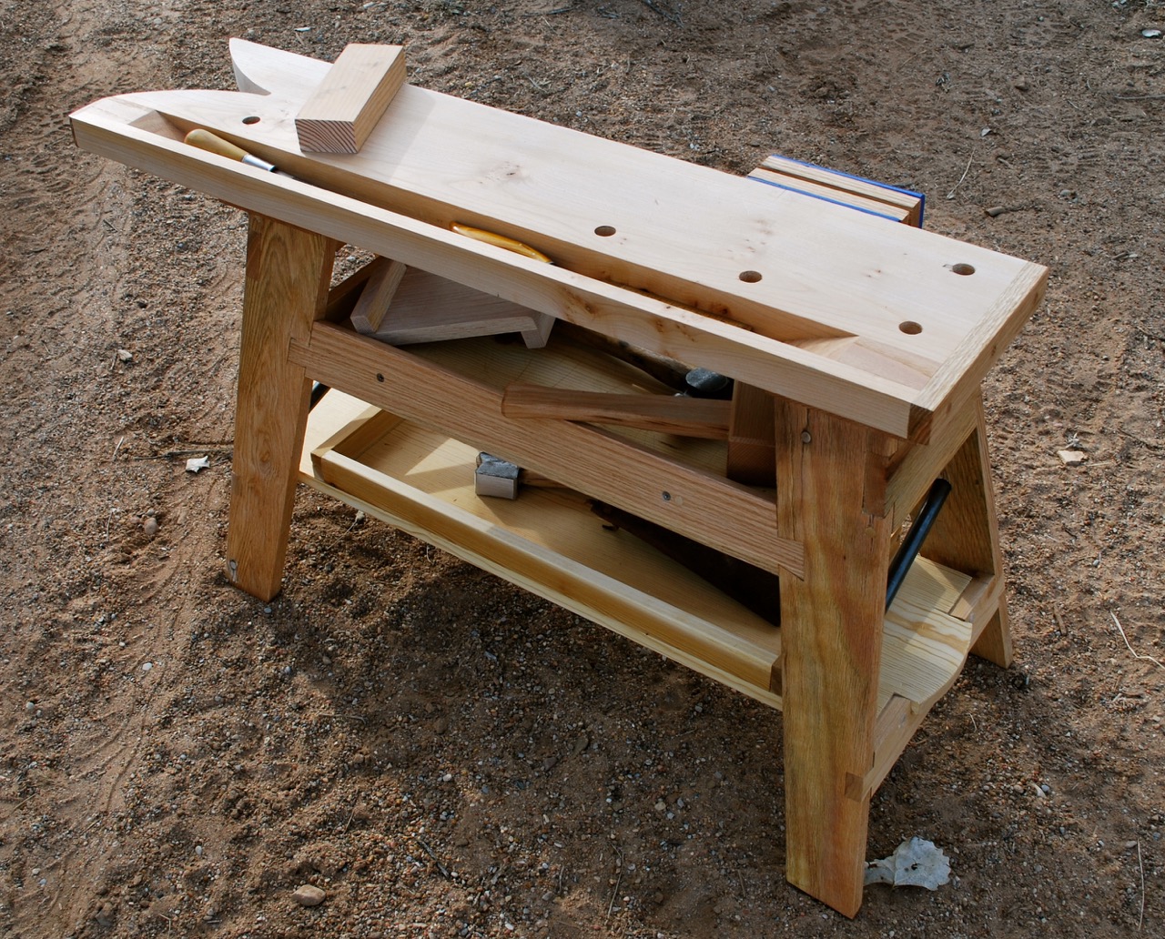 Saw Bench Update – Preindustrial Craftsmanship