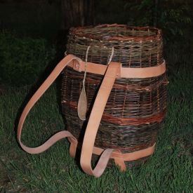 Willow pack basket I made several years ago. The straps were obviously new then.